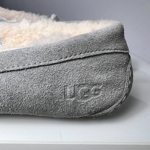 UGG Women Ansley Sheepskin Slipper Light Gray 10 - Picture 5 of 10